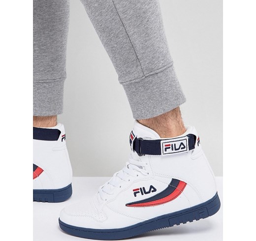 fila 95 bianche